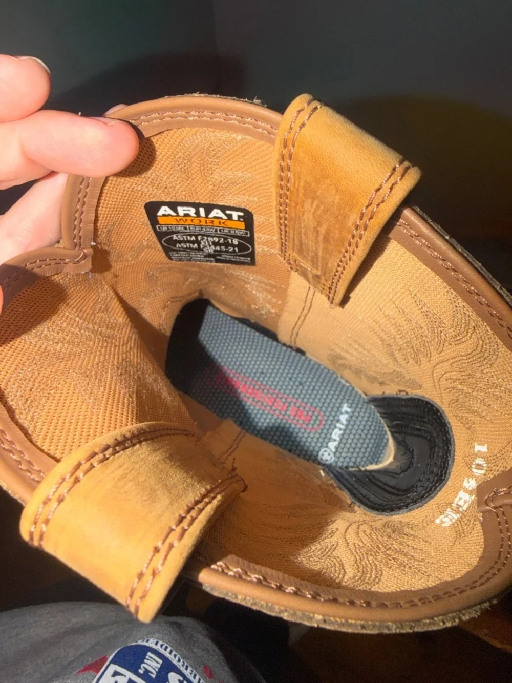 Ariat brand new